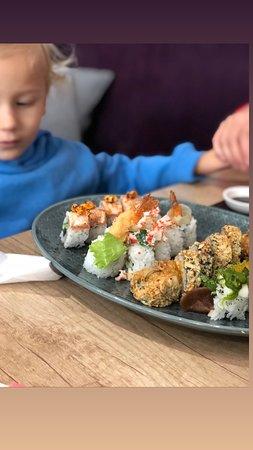 Nanatsu Sushi